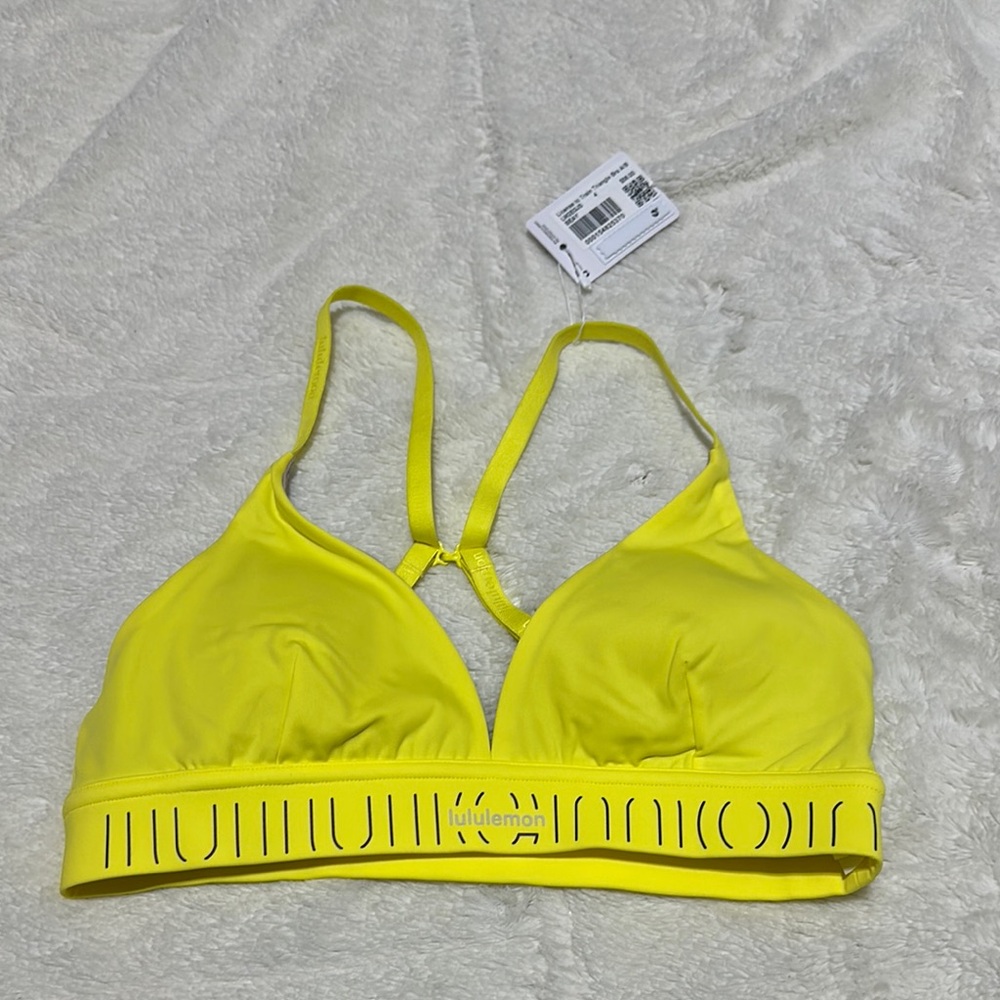 Lululemon | size 4 | license to train triangle bra